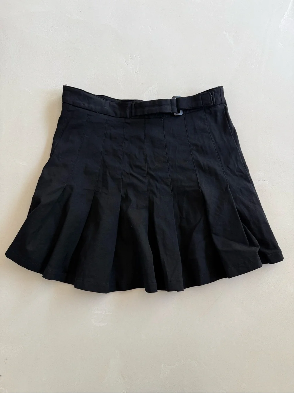 Poster Girl Black Pleated Mini Skirt Large